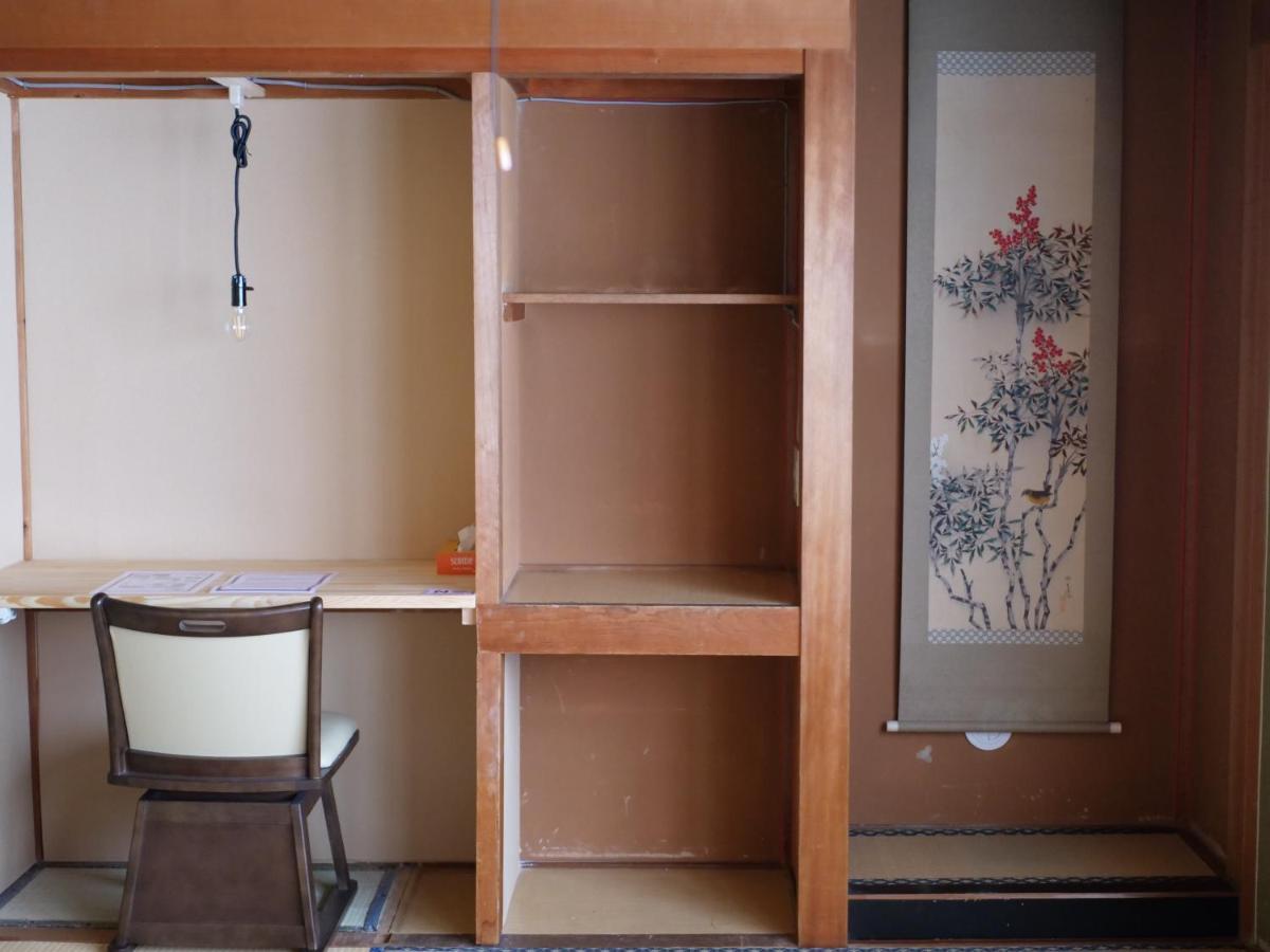טקיאמה Hostel Murasaki Ryokan מראה חיצוני תמונה