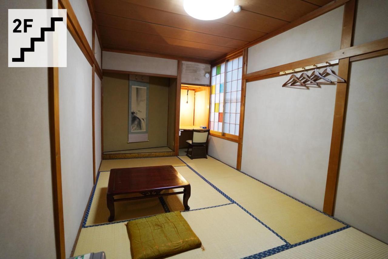 טקיאמה Hostel Murasaki Ryokan מראה חיצוני תמונה