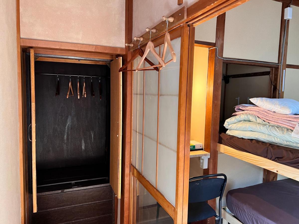 טקיאמה Hostel Murasaki Ryokan מראה חיצוני תמונה