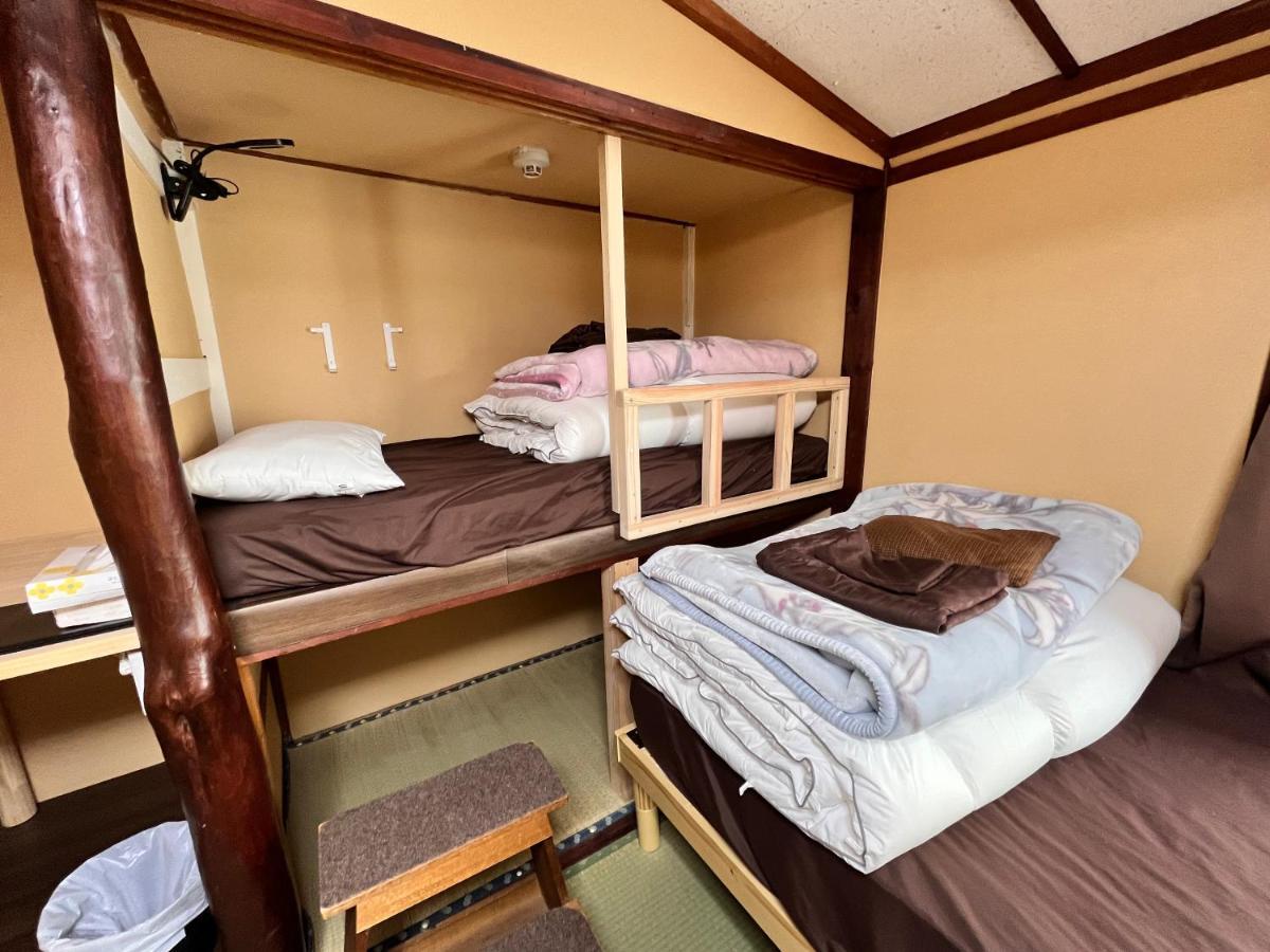 טקיאמה Hostel Murasaki Ryokan מראה חיצוני תמונה