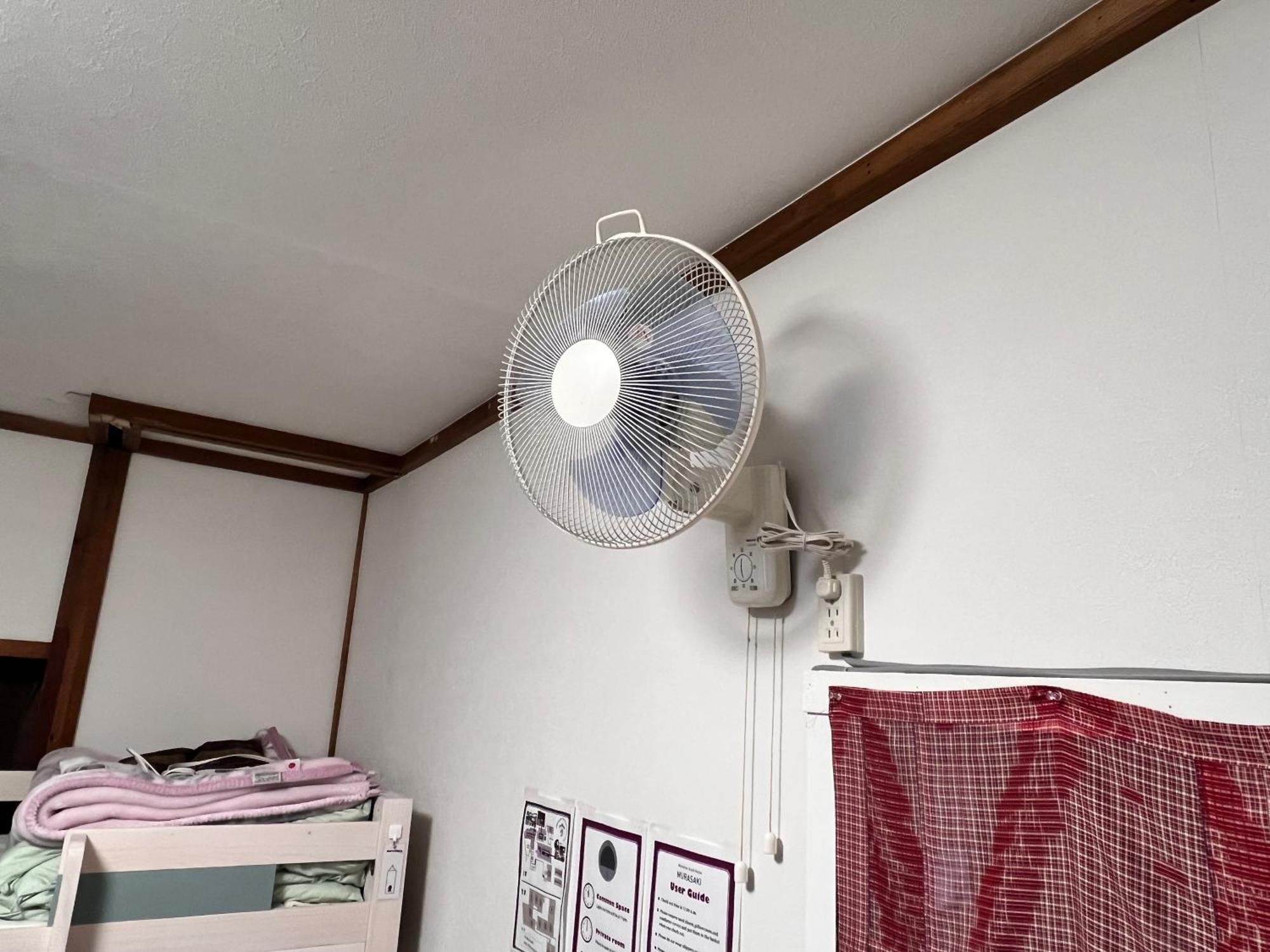 טקיאמה Hostel Murasaki Ryokan מראה חיצוני תמונה
